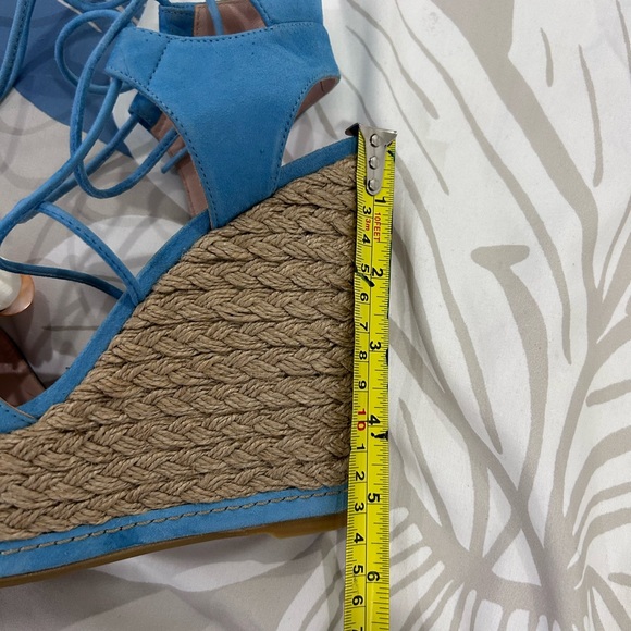 💰PRICE⬇️ STUART. WEITZMAN • Cake Wedge Sandal • sz 7 - Picture 9 of 10